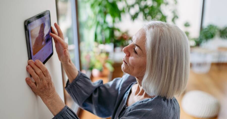 Smart Home Gadgets That Won’t Break the Bank